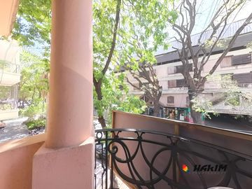 PH 4 ambientes al frente con garage, patio y terraza en Villa Urquiza. Sin expensas-Unico en su zona