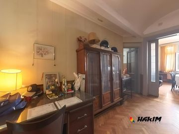PH 4 ambientes al frente con garage, patio y terraza en Villa Urquiza. Sin expensas-Unico en su zona