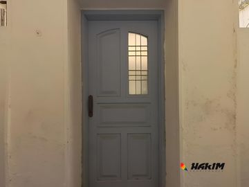 PH 4 ambientes al frente con garage, patio y terraza en Villa Urquiza. Sin expensas-Unico en su zona