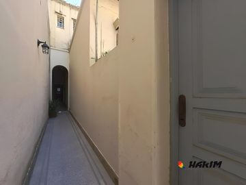 PH 4 ambientes al frente con garage, patio y terraza en Villa Urquiza. Sin expensas-Unico en su zona