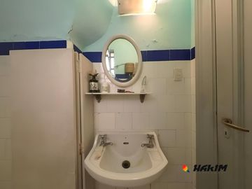 PH 4 ambientes al frente con garage, patio y terraza en Villa Urquiza. Sin expensas-Unico en su zona