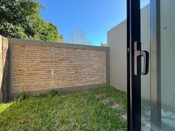 Departamento Duplex 2 dormitorios venta la florida