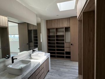 Casa en venta en Life, Bosque Real