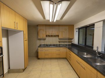 Casa en Venta en Lomas de San Angel Inn
