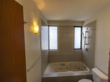 Casa en Venta en Lomas de San Angel Inn