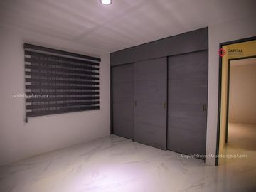 Casa en VENTA Remodelada a 7 min de Plaza Patria, Lomas de Atemajac
