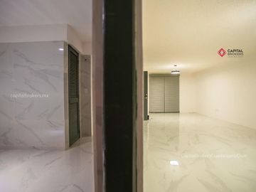 Casa en VENTA Remodelada a 7 min de Plaza Patria, Lomas de Atemajac