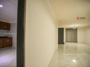 Casa en VENTA Remodelada a 7 min de Plaza Patria, Lomas de Atemajac