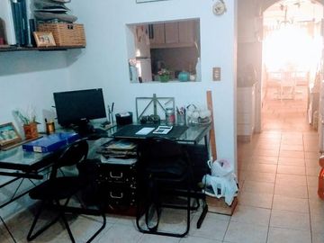 Duplex con parque y cochera en venta- Ituzaingó Norte