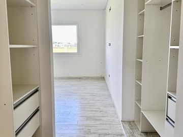 Casa en venta Barrio San Simon Canning