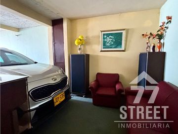 CASA EN VENTA EN CIUDAD JARDN POR EL HOTEL SAN MARTN