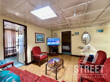 CASA EN VENTA EN CIUDAD JARDN POR EL HOTEL SAN MARTN