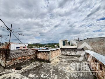 CASA EN VENTA EN CIUDAD JARDN POR EL HOTEL SAN MARTN