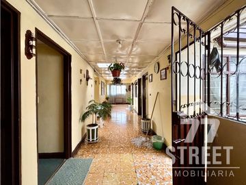 CASA EN VENTA EN CIUDAD JARDN POR EL HOTEL SAN MARTN