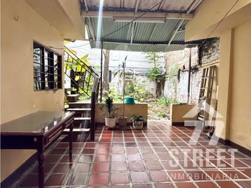 CASA EN VENTA EN CIUDAD JARDN POR EL HOTEL SAN MARTN