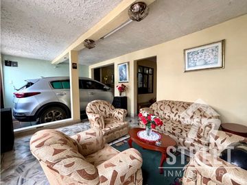 CASA EN VENTA EN CIUDAD JARDN POR EL HOTEL SAN MARTN