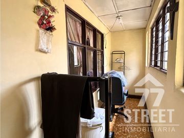 CASA EN VENTA EN CIUDAD JARDN POR EL HOTEL SAN MARTN