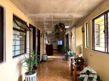 CASA EN VENTA EN CIUDAD JARDN POR EL HOTEL SAN MARTN
