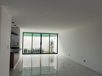 VENTA DE CASA EN LA ANTIGUA CEMENTERA, EN PUEBLA, TRES RECAMARAS