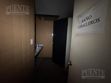 Edificio Comercial en Valentin Alsina