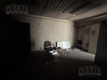 Edificio Comercial en Valentin Alsina