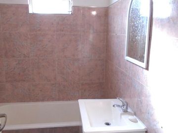 VENTA CASA 4 AMBIENTES EN OLIVOS