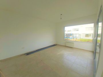Casa en venta en Pilar del Este - Casas del Este