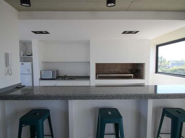 Venta  Departamento 3 ambientes con Jardín en Nuevo Beccar Central
