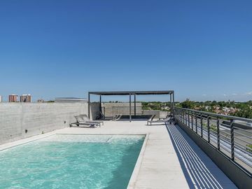 Venta  Departamento 3 ambientes con Jardín en Nuevo Beccar Central