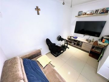 SE VENDE AMPLIO APARTAMENTO EN VILLA SANTOS