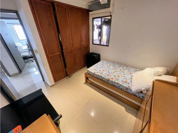 SE VENDE AMPLIO APARTAMENTO EN VILLA SANTOS