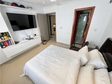 SE VENDE AMPLIO APARTAMENTO EN VILLA SANTOS