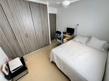 SE VENDE AMPLIO APARTAMENTO EN VILLA SANTOS