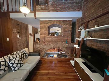 Casa en Venta Castelar Norte Apto crédito 4 ambientes con parque