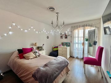 Casa en Venta Castelar Norte Apto crédito 4 ambientes con parque