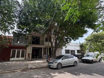 Departamento de 1 dormitorio con patio en venta,  La Plata