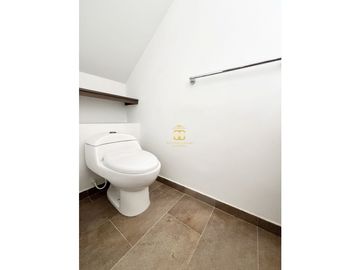SE VENDE Y ARRIENDA ESPECTACULAR CASA EN CHIA VEREDA TIQUIZA