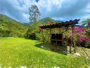 FINCA TURSTICA EN VENTA EN COCORNA ANTIOQUIA