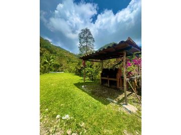 FINCA TURSTICA EN VENTA EN COCORNA ANTIOQUIA