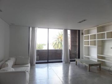 Dep de 2 ambientes con balcón, cochera y baulera. Muy Exclusivo. Martinez . San Isidro