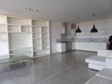 Dep de 2 ambientes con balcón, cochera y baulera. Muy Exclusivo. Martinez . San Isidro