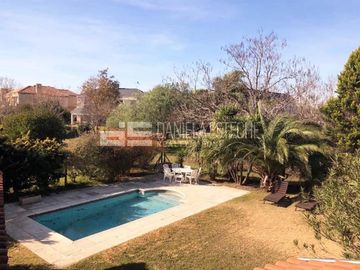 D. Esteche Realty