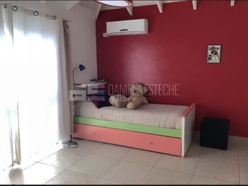 D. Esteche Realty
