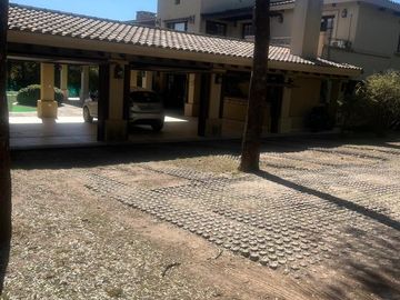 Casa en el Bosque Country Club