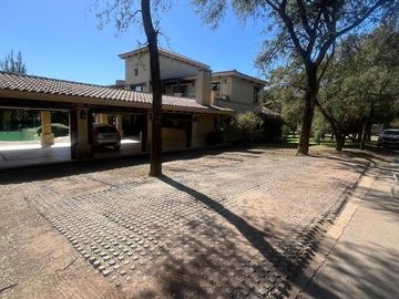 Casa en el Bosque Country Club