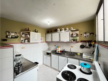 VENDO CASA BELÉN LA GLORIA, 116MTS, SEGUNDO PISO CON TERRAZA