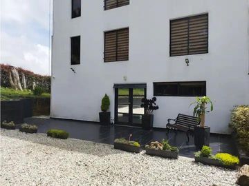 Se vende casa campestre en Alto de Palmas Vda La Manuela