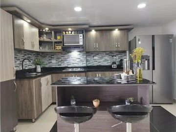 Se vende casa campestre en Alto de Palmas Vda La Manuela