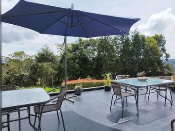Se vende casa campestre en Alto de Palmas Vda La Manuela