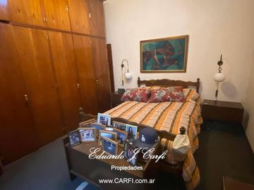 Casa en Castelar Sur